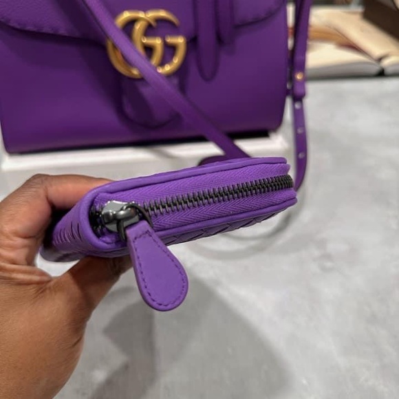 🦄 Bottega Veneta Wallet 💜 - Picture 6 of 9